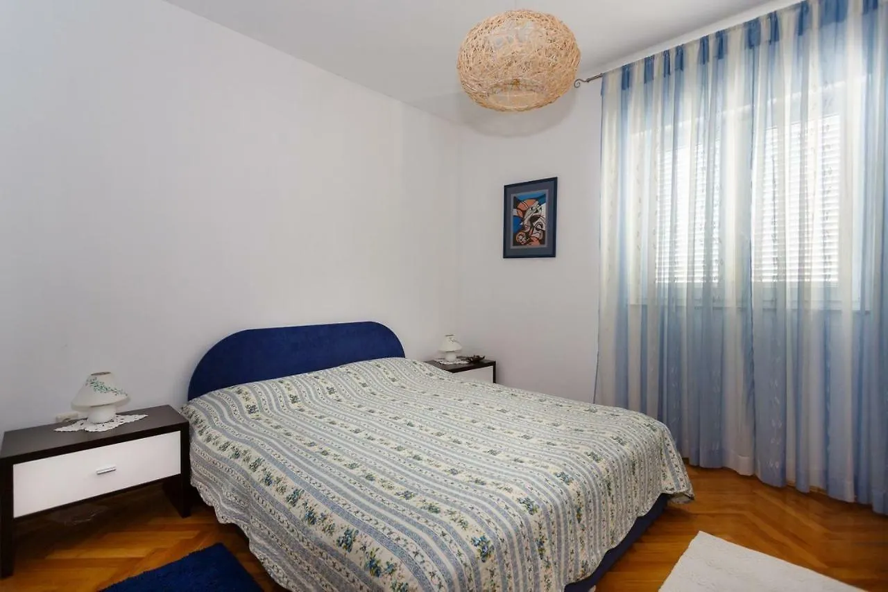 Apartments In Vrbnik/Insel Krk 36771